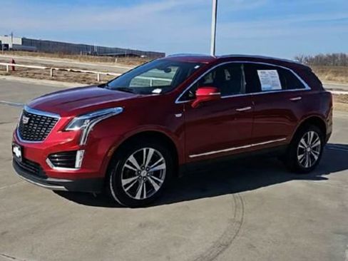 Used 2024 Cadillac XT5 Premium Luxury image 4