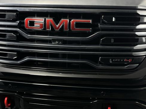 Used 2024 GMC Sierra 1500 AT4 w/ AT4 Premium Package image 13