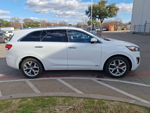 Used 2018 Kia Sorento SX image 7