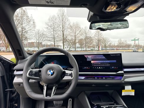 New 2026 BMW 540i xDrive w/ M Sport Package image 12