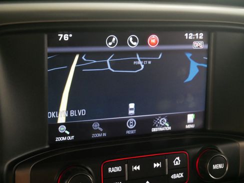 Used 2015 GMC Sierra 1500 SLT w/ All-Terrain Package AWD/4WD image 29