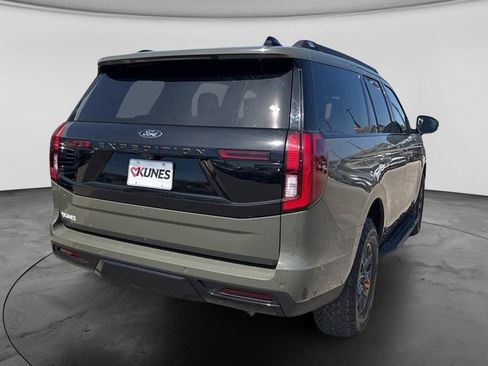 Used 2025 Ford Expedition Tremor AWD/4WD image 14