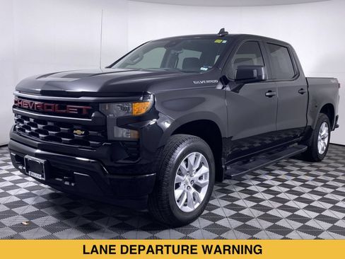 Used 2023 Chevrolet Silverado 1500 Custom AWD/4WD image 16