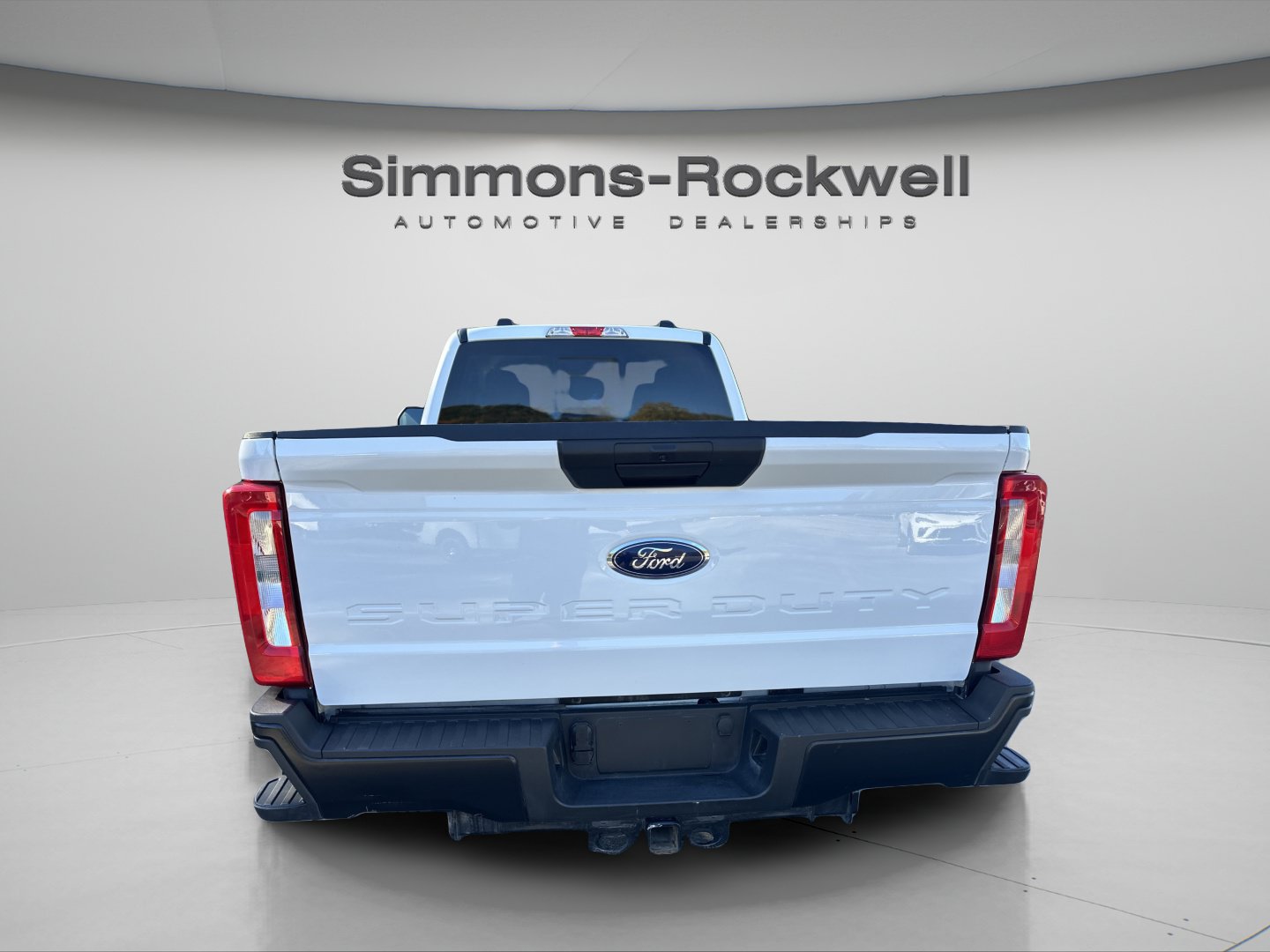 Used 2025 Ford F250 XL AWD/4WD image 4