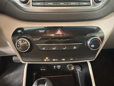 Used 2016 Hyundai Tucson SE w/ Option Group 02 AWD/4WD image 23