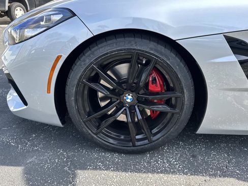 Certified 2021 BMW Z4 M40i w/ Executive Package image 10