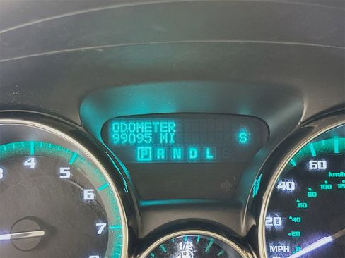 Used 2017 Buick Enclave Leather image 13