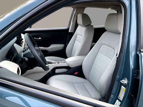 Certified 2025 Honda HR-V LX image 15