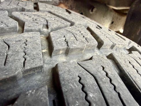 Used 2017 Nissan Frontier SV image 40