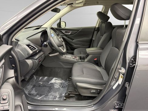 Certified 2023 Subaru Forester Premium image 9
