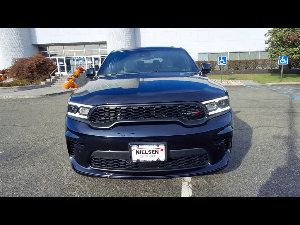 Used 2024 Dodge Durango GT AWD/4WD image 3
