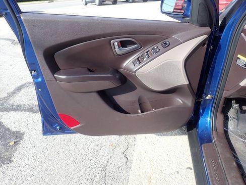 Used 2014 Hyundai Tucson SE AWD/4WD image 9