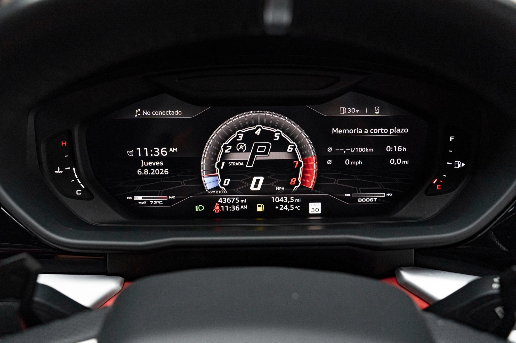 Used 2020 Lamborghini Urus AWD/4WD image 25