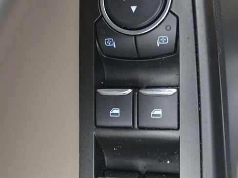 Used 2020 Ford Explorer Limited w/ Hybrid Equipment Group 310A AWD/4WD image 31
