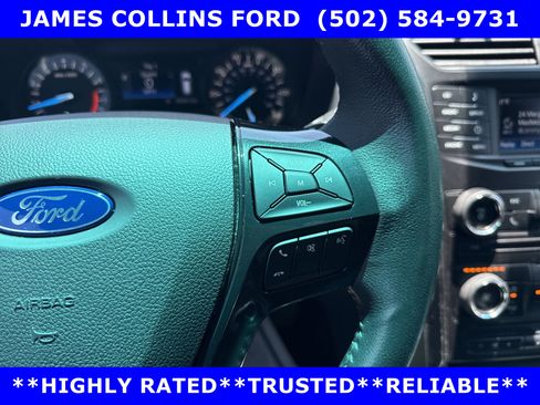 Used 2016 Ford Explorer XLT w/ Class II Trailer Tow Package FWD image 25