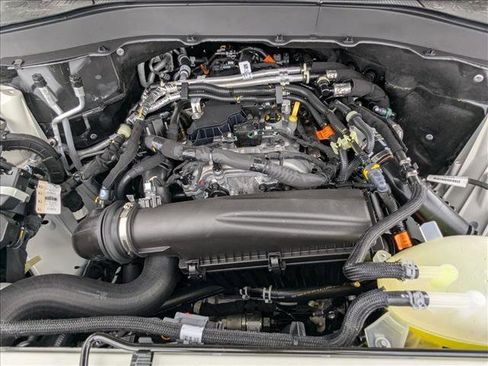 New 2025 Ford Explorer Active image 16