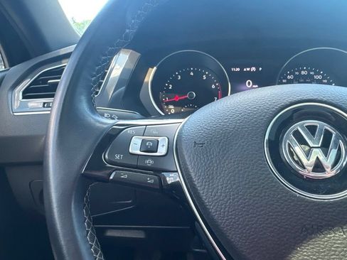 Used 2021 Volkswagen Tiguan SE R-Line AWD/4WD image 22