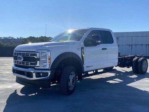 New 2026 Ford F550 4x4 Supercab Super Duty image 7