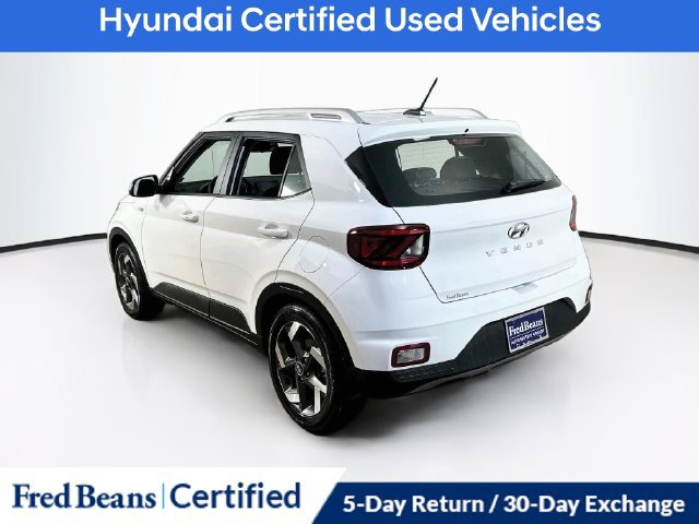 Certified 2026 Hyundai Venue SEL FWD image 11