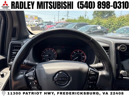 Used 2023 Nissan Frontier PRO-4X w/ Pro Convenience Package AWD/4WD image 6