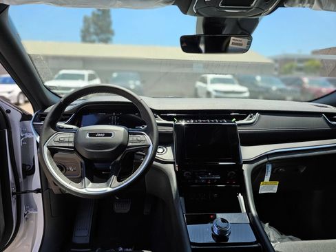 New 2026 Jeep Grand Cherokee Laredo RWD image 24