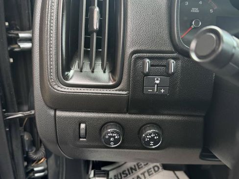 Used 2016 GMC Canyon SLT w/ Driver Alert Package AWD/4WD image 8