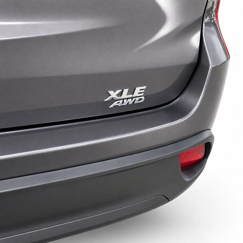 Used 2019 Toyota Highlander XLE AWD/4WD image 14