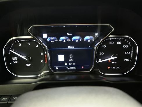 Used 2021 GMC Sierra 1500 AT4 w/ AT4 Value Package AWD/4WD image 16