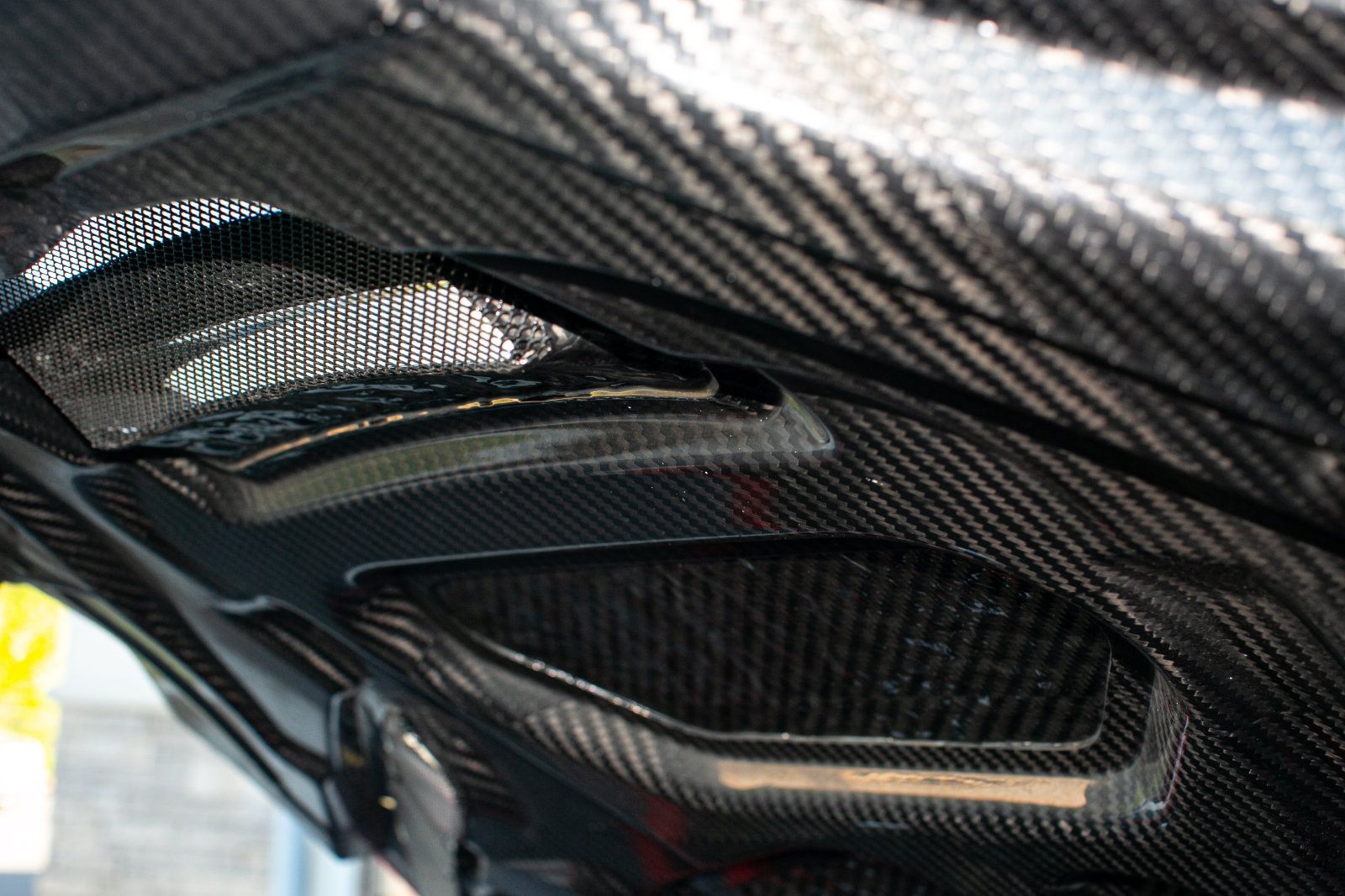 Used 2020 Ferrari 812 Superfast RWD image 50
