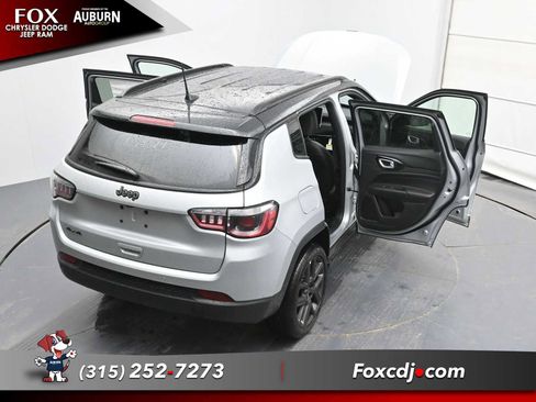 New 2026 Jeep Compass Limited image 37