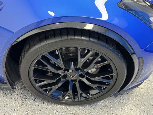Used 2019 Chevrolet Corvette Z06 RWD image 31