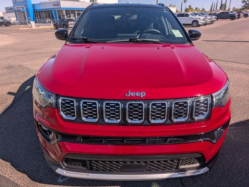 Used 2025 Jeep Compass Limited AWD/4WD image 8