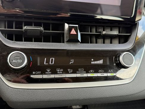 Certified 2025 Toyota Corolla LE w/ LE Premium Package AWD/4WD image 22
