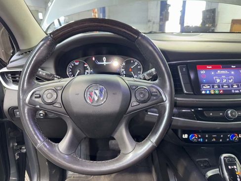 Used 2020 Buick Enclave Avenir FWD image 16