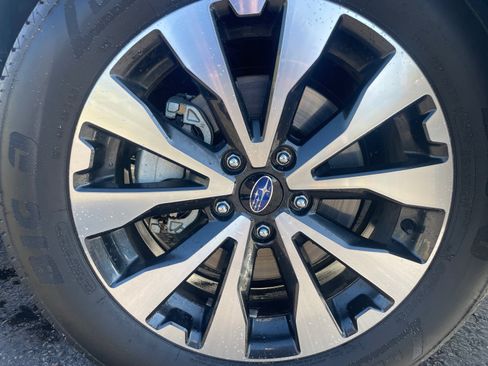 Used 2016 Subaru Outback 2.5i Limited AWD/4WD image 8