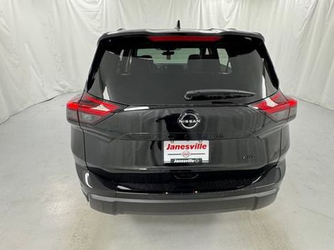 New 2026 Nissan Rogue SV AWD/4WD image 4