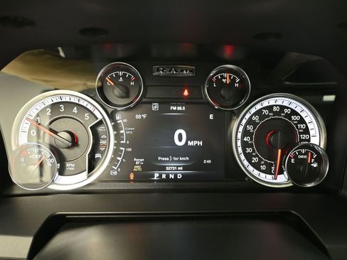 Used 2019 RAM 1500 Laramie w/ Convenience Group image 31