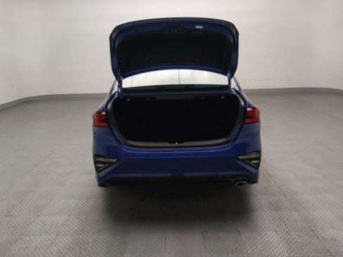 Used 2021 Kia Forte LXS FWD image 29