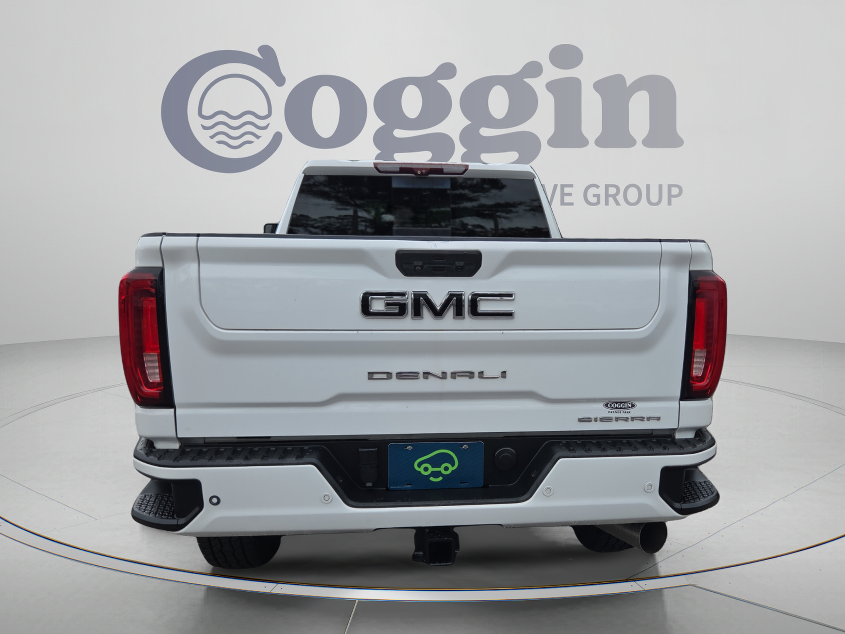 Certified 2020 GMC Sierra 3500 Denali w/ Denali Ultimate Package AWD/4WD image 4