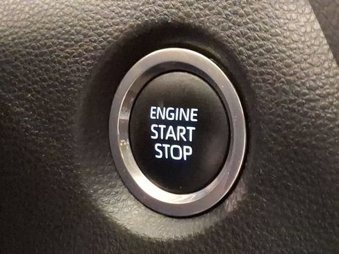 Used 2023 Toyota Corolla SE FWD image 22