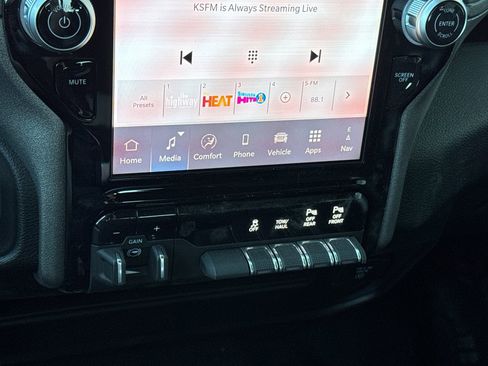 New 2025 RAM 2500 Tradesman image 16