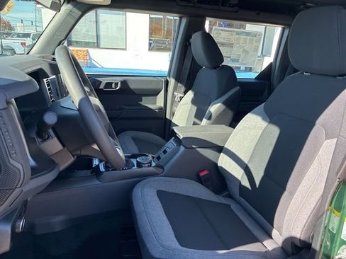 New 2025 Ford Bronco 4-Door image 17