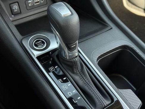 Used 2025 Nissan Sentra SV w/ All-Weather Package FWD image 22