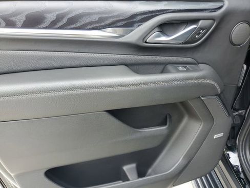 Used 2022 GMC Yukon XL Denali image 14