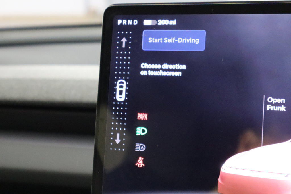 Used 2026 Tesla Model Y 2WD image 22