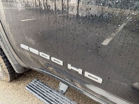 Used 2022 GMC Sierra 2500 Pro w/ Convenience Package image 13