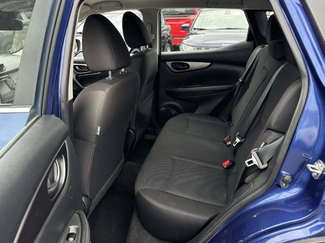 Used 2020 Nissan Rogue Sport S FWD image 19