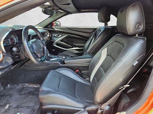 Used 2023 Chevrolet Camaro LT w/ Technology Package RWD image 21