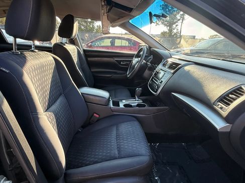 Used 2017 Nissan Altima 2.5 S w/ Power Driver Seat Package FWD image 19