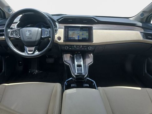 Used 2018 Honda Clarity Touring image 12